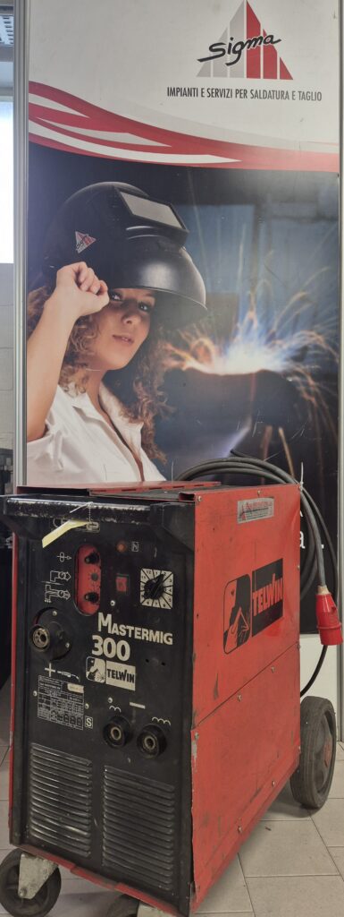 TELWIN MASTERMIG 300 COMPACT 400V USATA